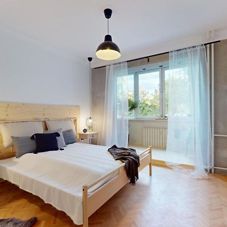 Modern 2 Bedroom Apt - Free Parking Bratislava Luaran gambar